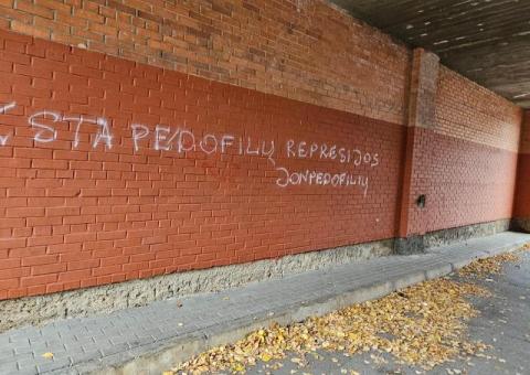 FASADO DAŽYMAS, GRAFITTI UŽDAŽYMAS