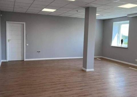 Gargžduose Gamyklos g. Nuomojamos 52 kv.m, patalpos